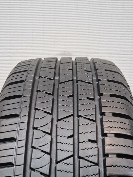 2 Pneus 215/65R16 CONTINENTAL Semi Novos