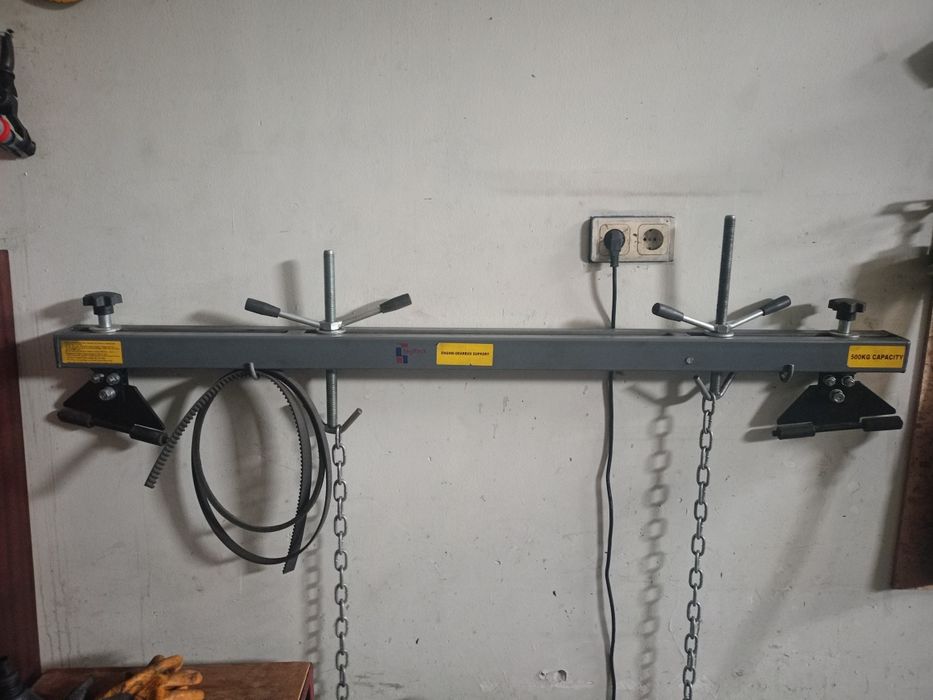 Траверса для двигателя