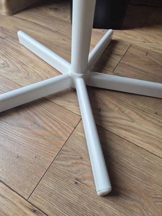 Ikea  Dziecięce krzeslo biurowe białe/różowe  Örfjall