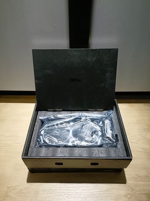 MSI - Placa Gráfica - GEFORCE GTX 1060 - ARMOR - OC EDITION