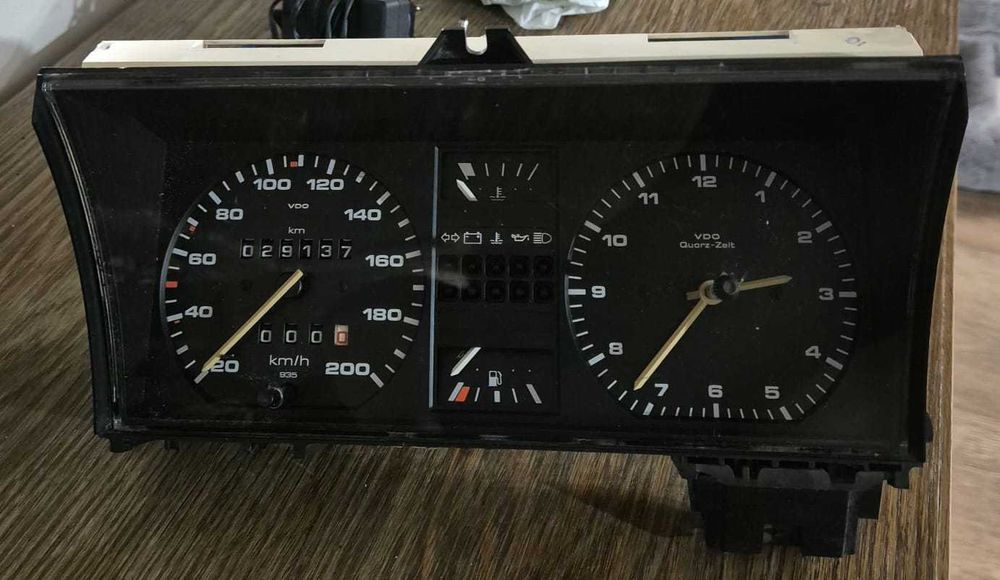 Licznik Zegary VW GOLF MK2 (83-92r.) 1,3 Benzyna Oryginalny VDO