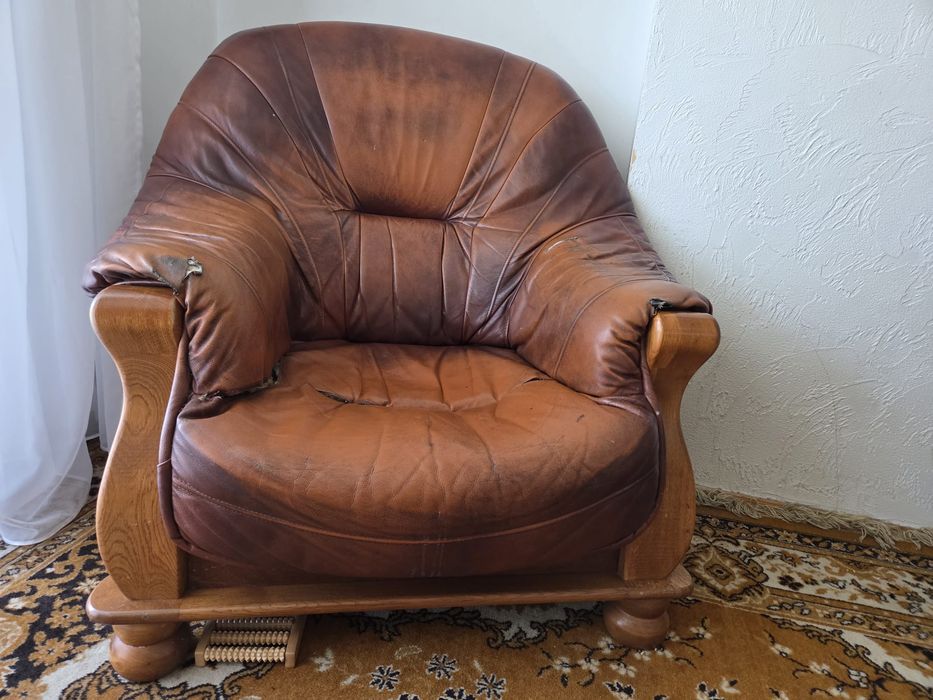 Wypoczynek skórzany  2 fotele +sofa