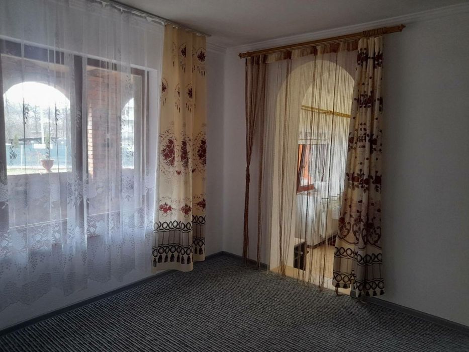 Оренда будинку Свалява Закарпатської