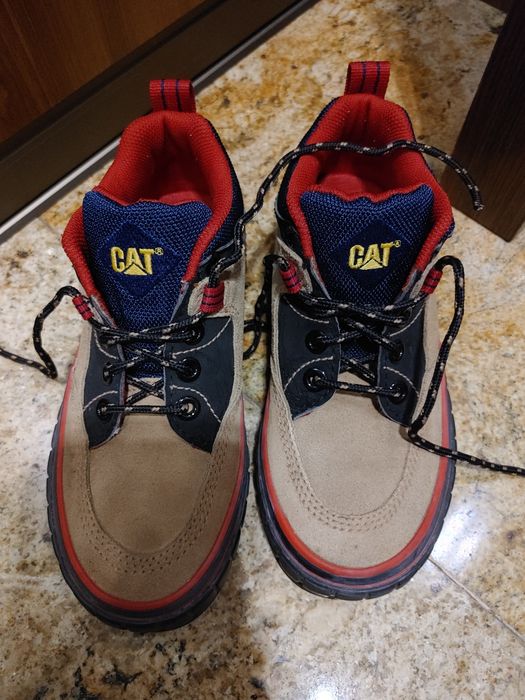 Buty sportowe caterpillar CAT beżowe 37