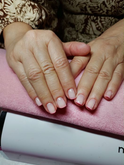 Manicure, stylizacja  paznokci. Promocyjne ceny !