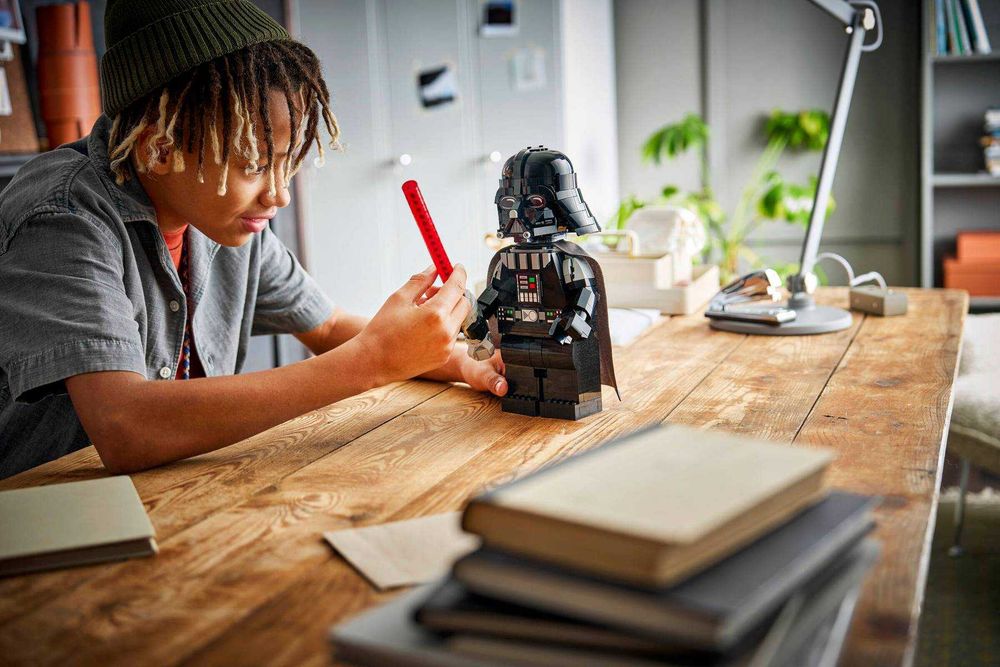 LEGO Star Wars 75461 Збільшена мініфігурка Дарта Вейдера (Up-Scaled Darth Vader Minifigure)
