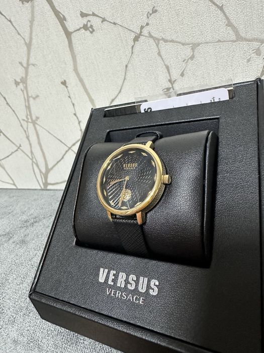 Годинник Versus Versace VSP182321