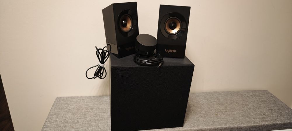 Zestaw głośników Logitech  2.1 Z533