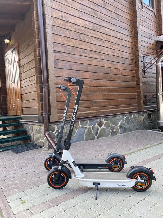Електросамокат Yadea KS5
