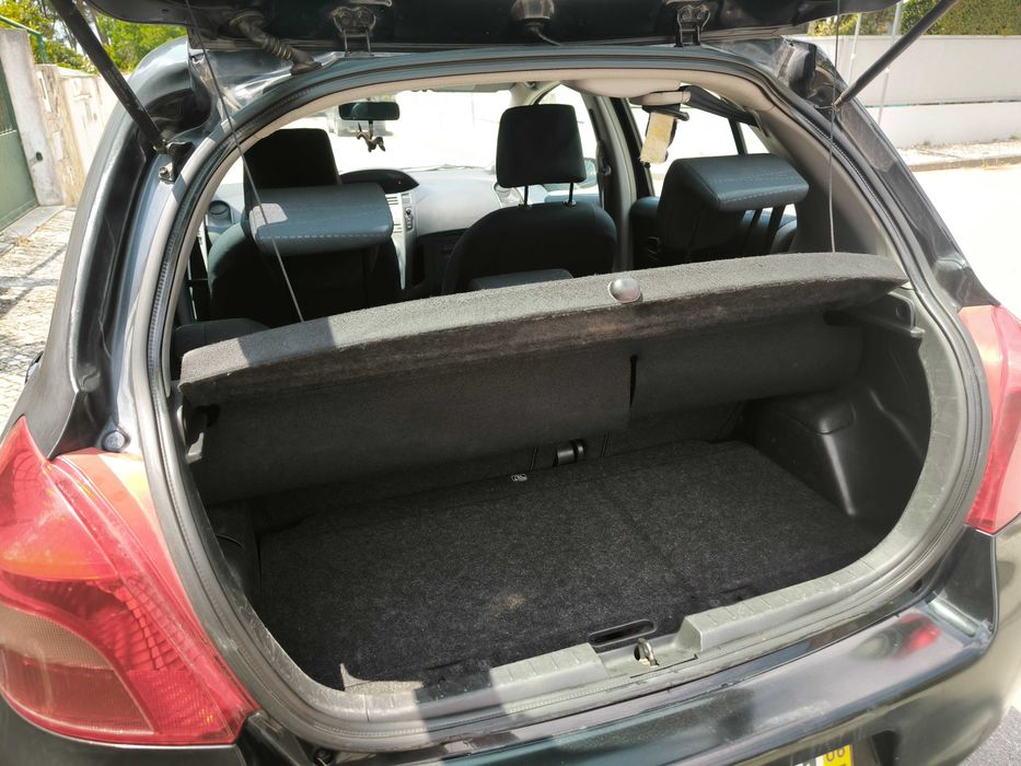 Toyota Yaris 2006 Ótimo Estado