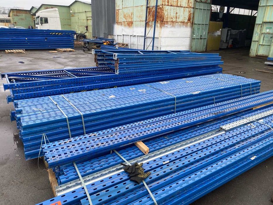 Продам вживані стелажі для складу. Поставка Березень 2026.