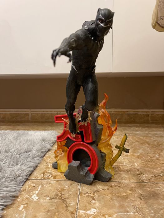 Estátua Black Panther