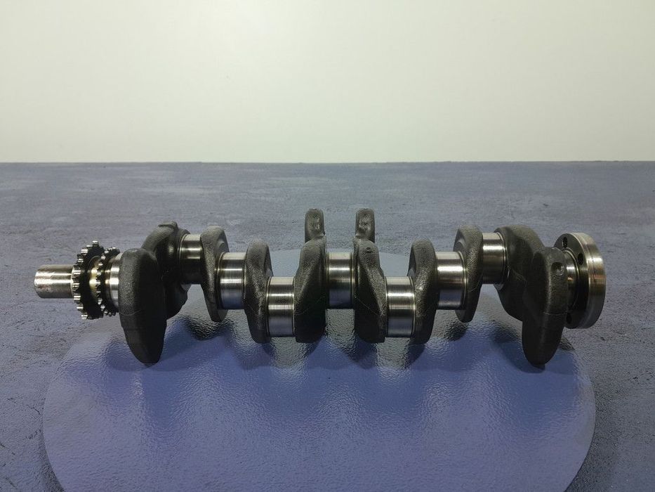 TOYOTA YARIS II LIFT 1.4 90 KM 1NDTV WAŁ KORBOWY