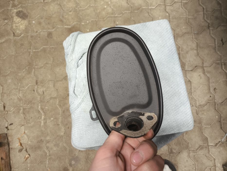 Продам вихлопну на генератор є ще зопчасті