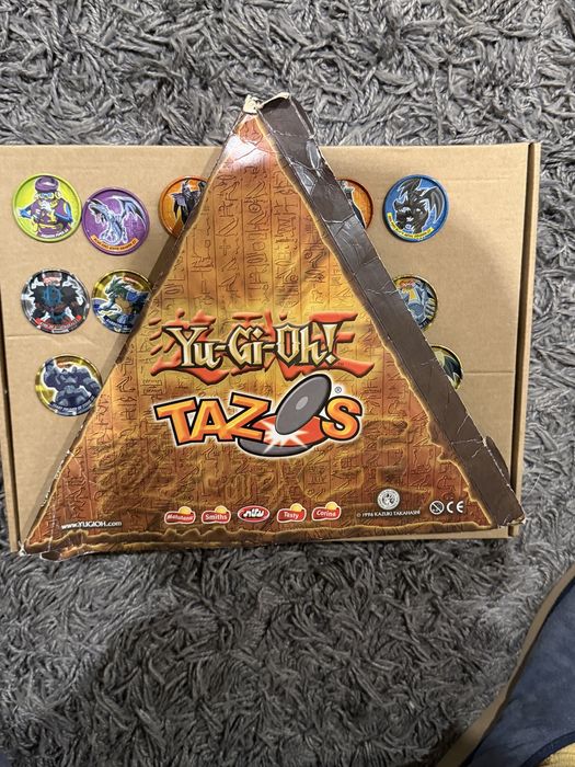 Lote de Tazos Colecionáveis Yu-Gi-OH!