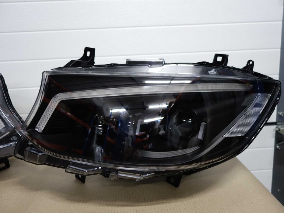 reflektory led mercedes sprinter 907- 910 zamiast zwykłych komplet ( plug and play)