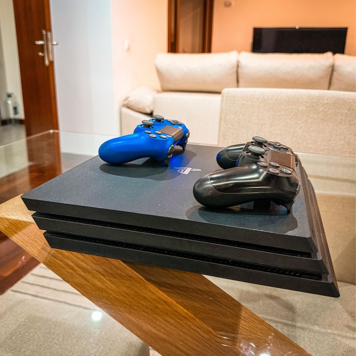 Playstation 4 Pro - 1Tb