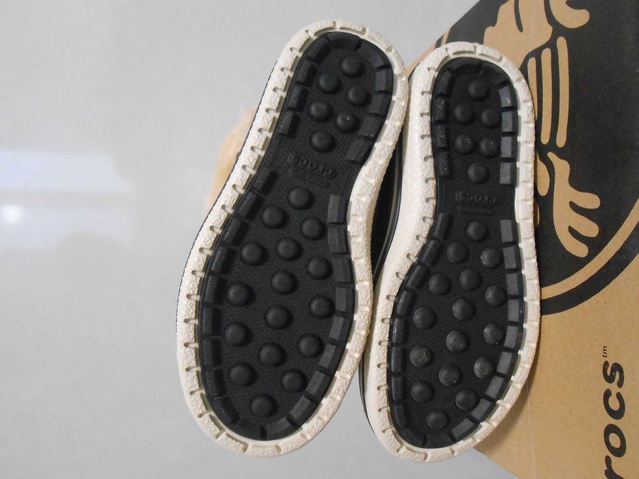 Зимові ботинки, черевики crocs р. us6/36/23,5см. нові. оригінал