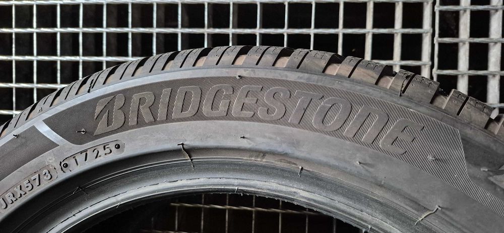 BRIDGESTONE BLIZZAK 6   225/50R17   8mm.  2025r.