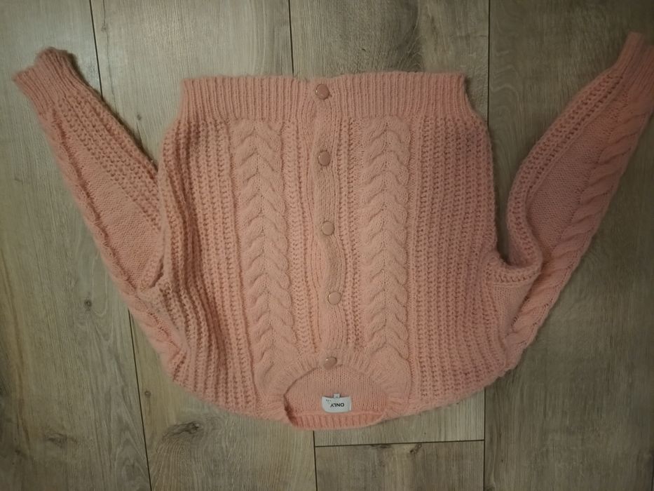 Sweter rozpinany różowy