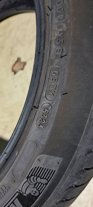 Pneus 235/45/18 michelin