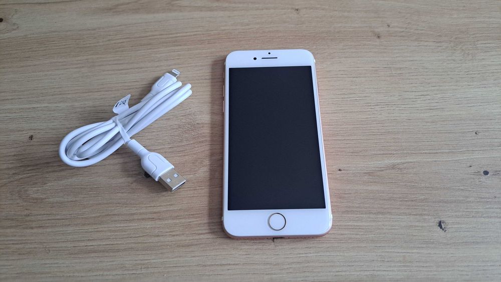 Telefon iPhone 7