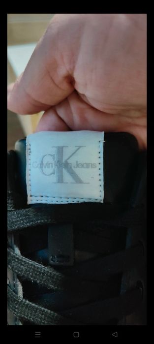 Sneakersy CK na grubej podeszwie z brokatem 39