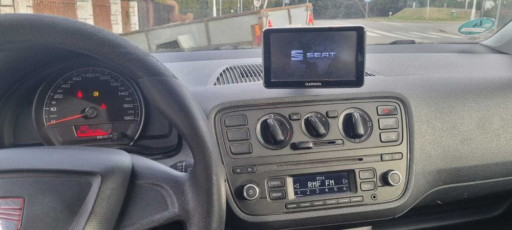 Sprzedam samochód osobowy SEAT MII 2013 rok produkcji