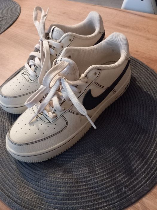 Nike air force beżowe