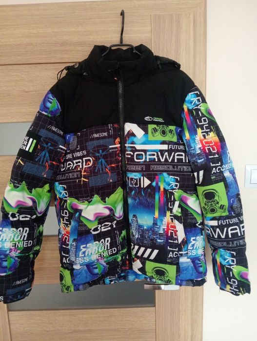 Kurtka zimowa młodzieżowa.