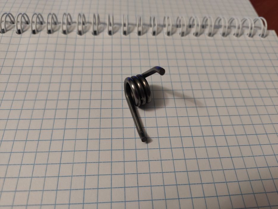 Пружина педалей thrustmaster T150 TMX