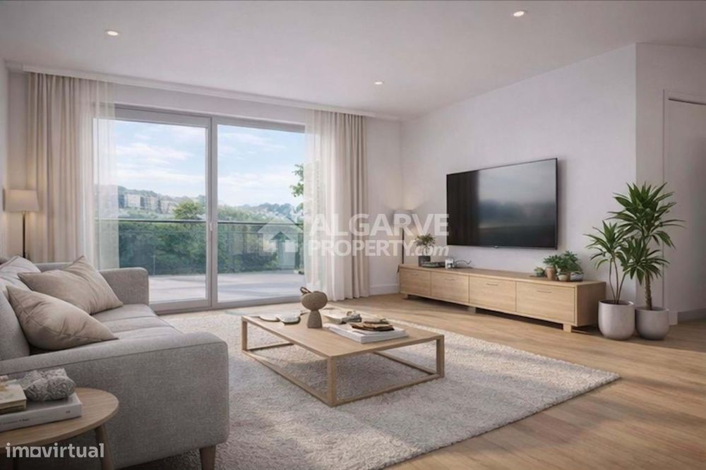 T2 Apartment with Private Rooftop, 1 km from the Beach – Quarteira