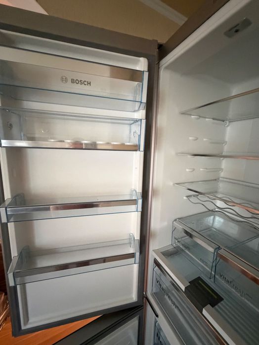 Холодильник BOSCH KGN39LB306/02 Glas