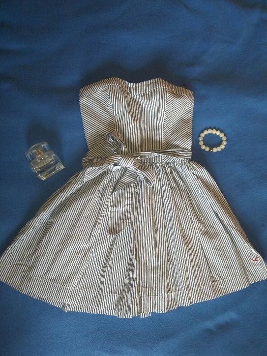 Платье Hollister новое