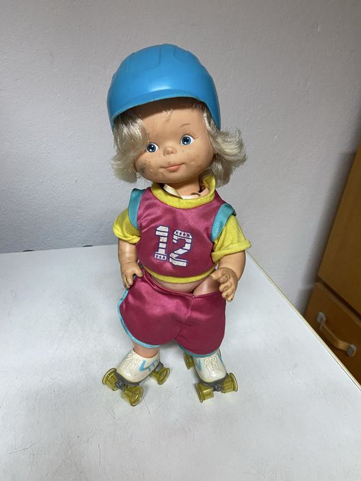 Boneca patinadora