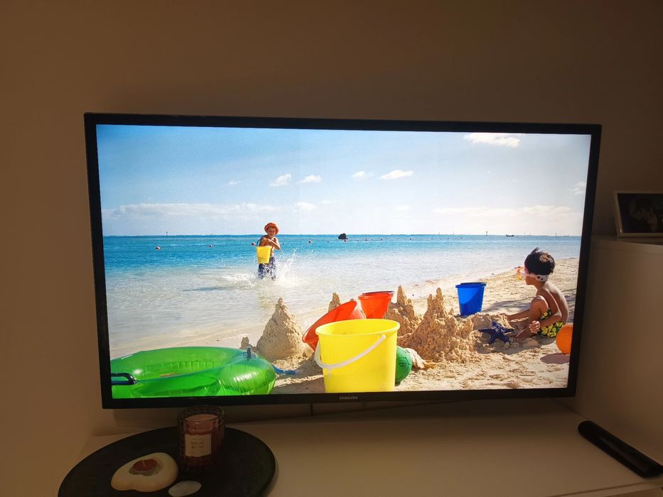Samsung UE40F6400AW + okulary 3D