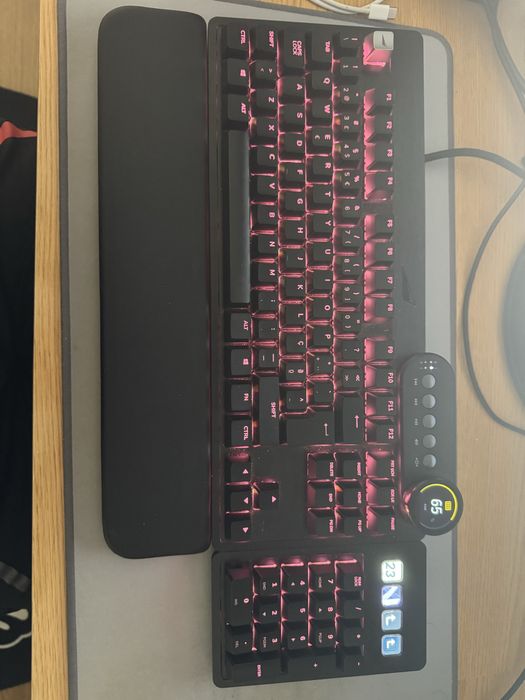 Teclado Mecânico Mountain Everest Max