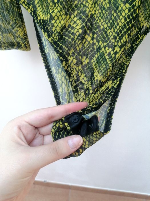 Body com Padrão Cobra