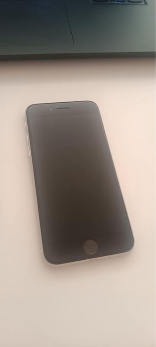 Iphone Se 2 generacji