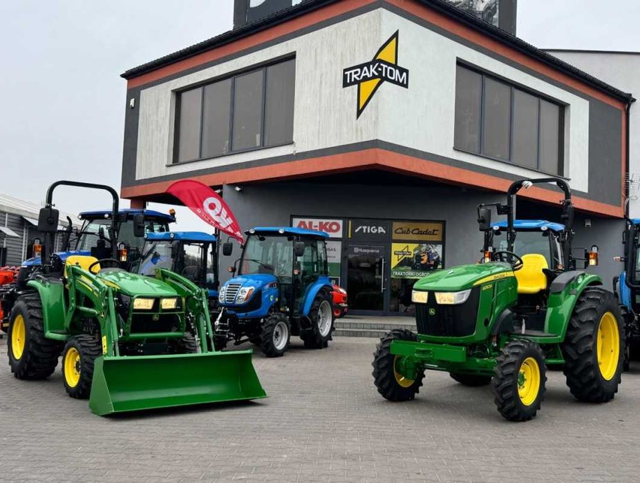 Ciągnik Traktor John Deere 3038E z ładowaczem 4x4 Silnik Yanmar 38KM