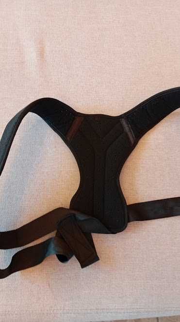 Corretor de costas novo