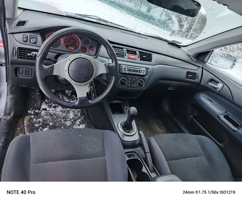 Mitsubishi Lancer VII 2.0 benzyna