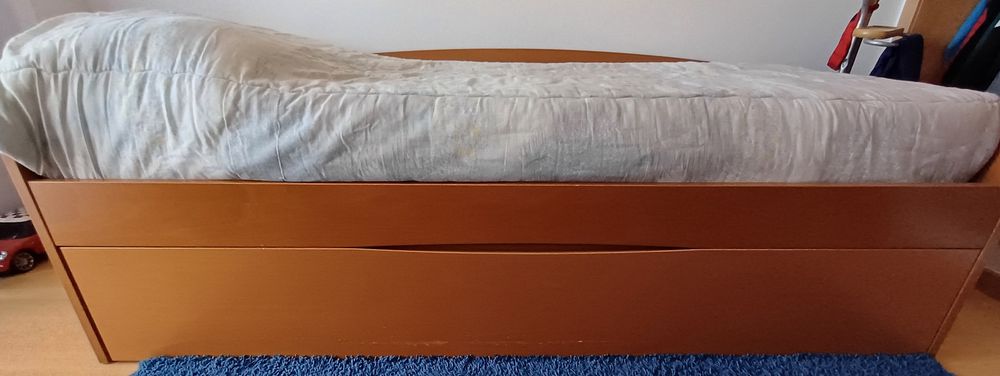 Móveis de quarto em cerejeira