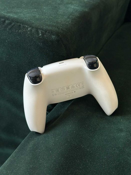 White PS5 DualSense Controller | Right Analog Stick Drift64752247840258121