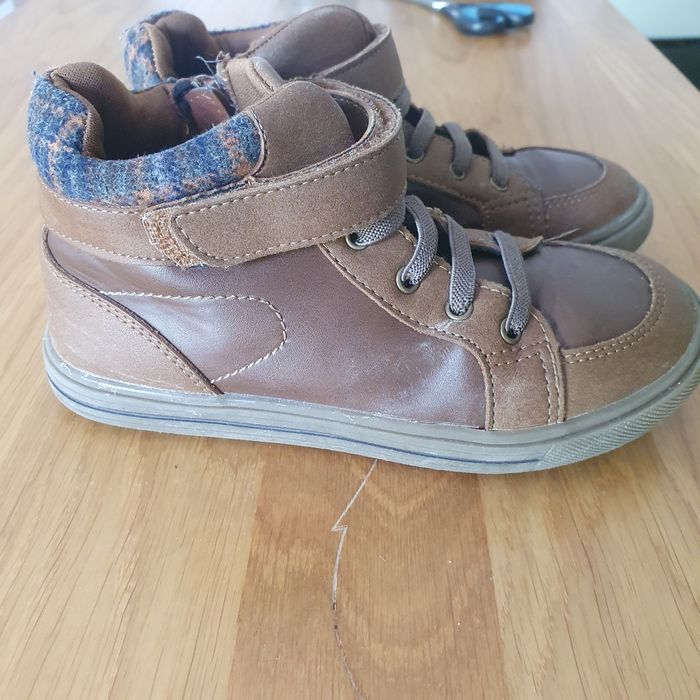 Botas rapaz tamanho 29