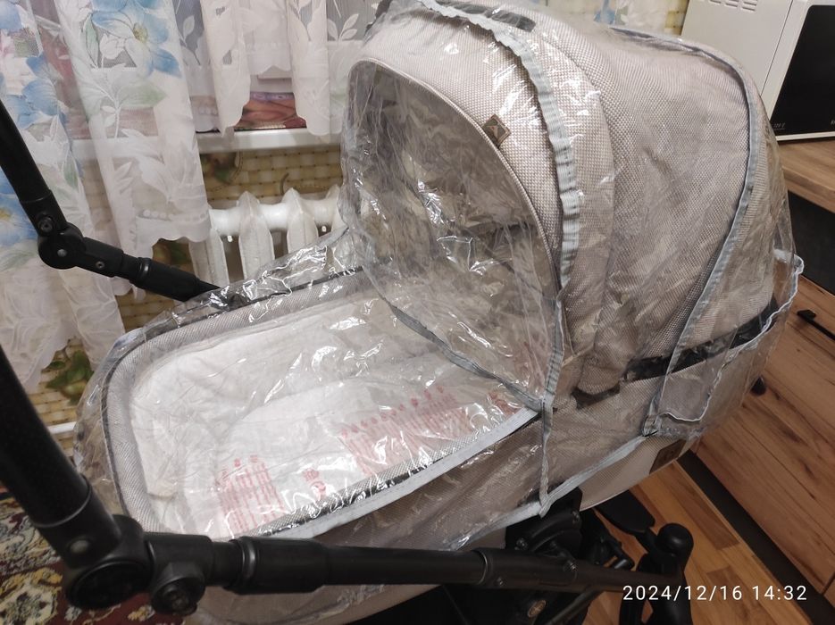 Продам детскую коляску