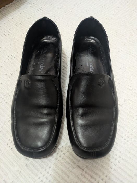 Sapatos pretos horas cómodas n° 38
