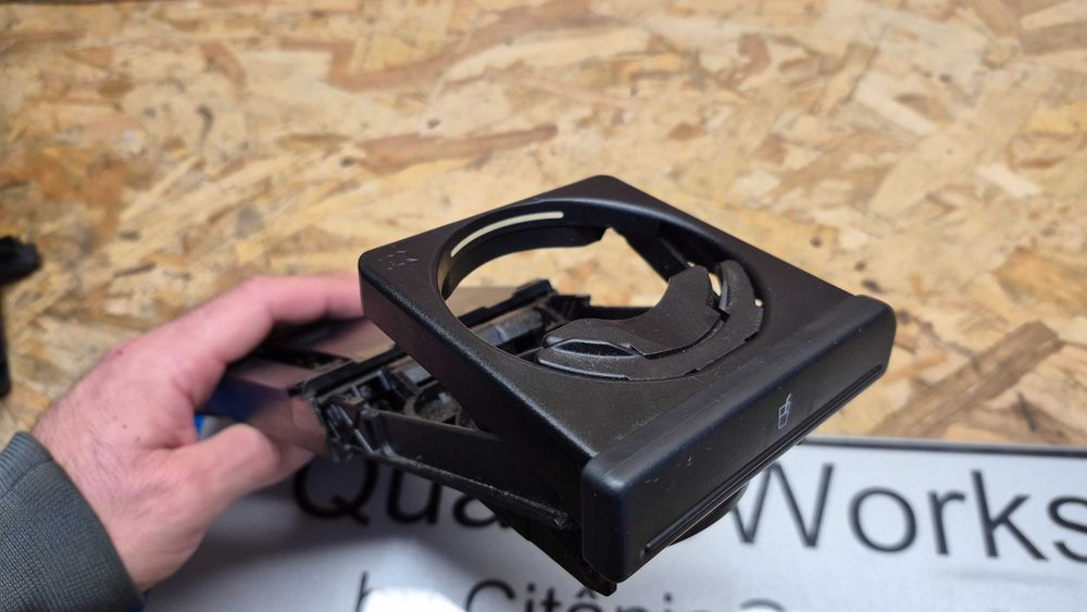 Porta Copos Original Audi A4 B6 B7 8E 8H Ref. 8E1862534