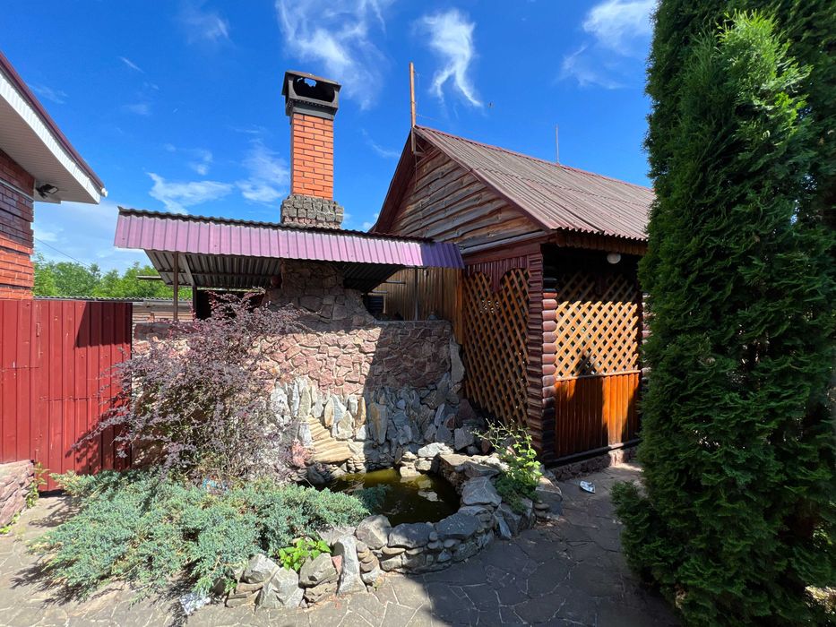 Продається ГОТЕЛЬНО-РЕСТОРАННИЙ комплекс ФАСАД 0,75 Га траса КИЇВ-ЧОП