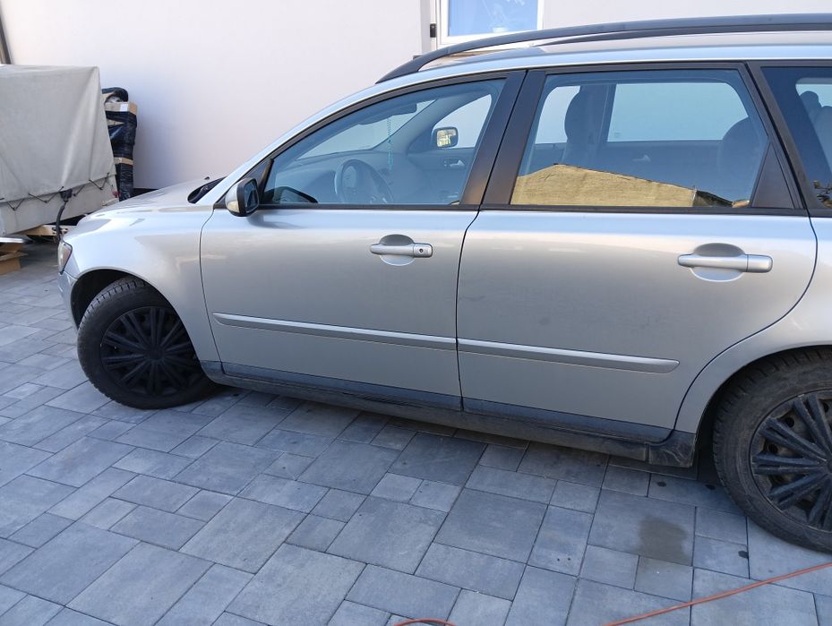 Sprzedam Volvo V50 2.0D